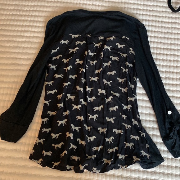 Anthropologie 3/4 sleeve horse blouse - Picture 2 of 3